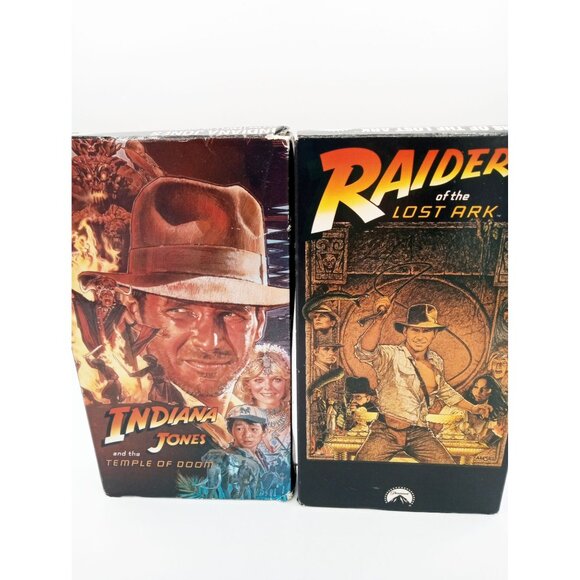 2 Vintage Indiana Jones & The Temple Of Doom / Raiders Of The Lost Ark VHS Tapes - Picture 1 of 12